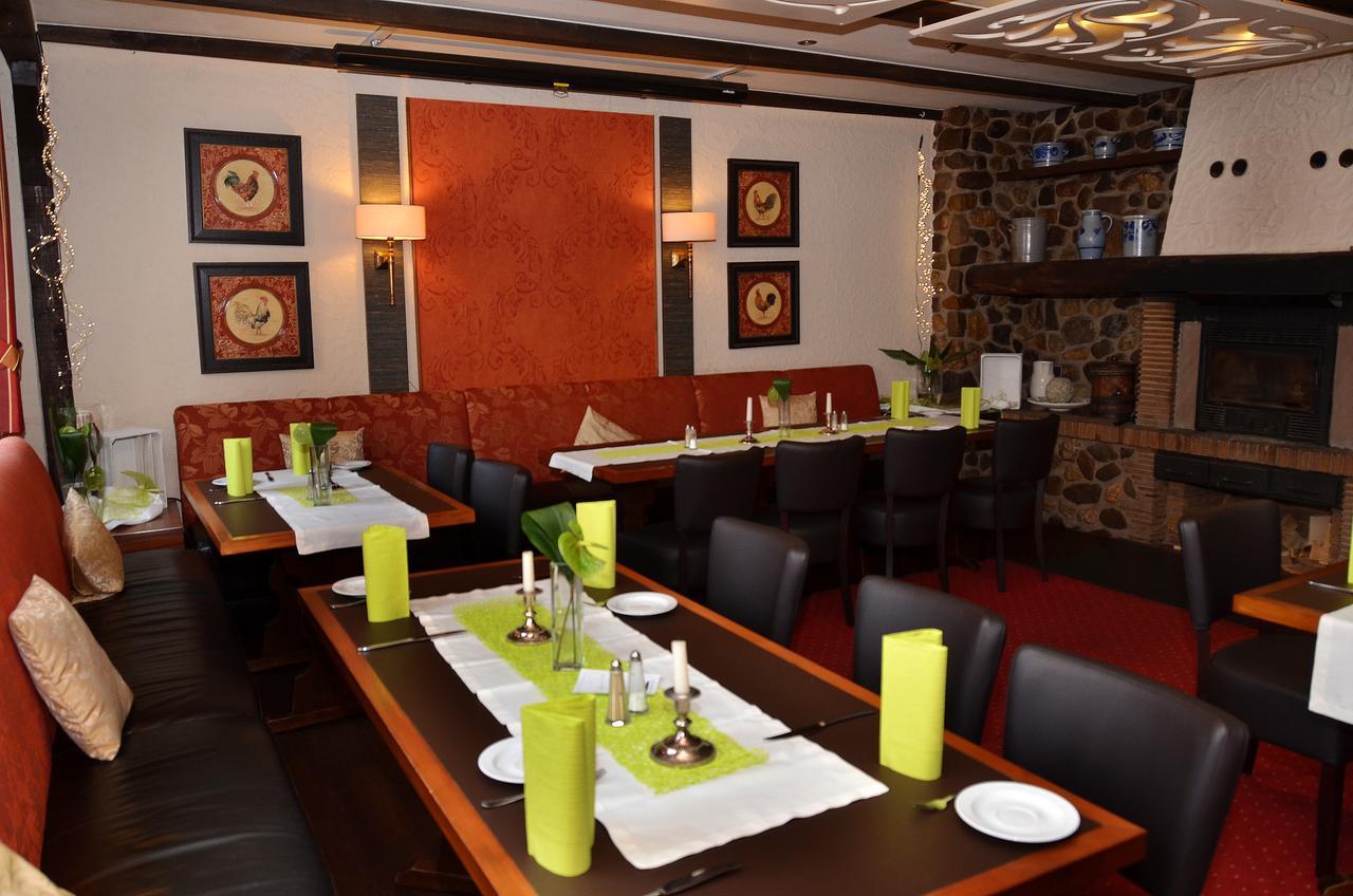 Gasthaus Zur Rebe Mehring  Bagian luar foto