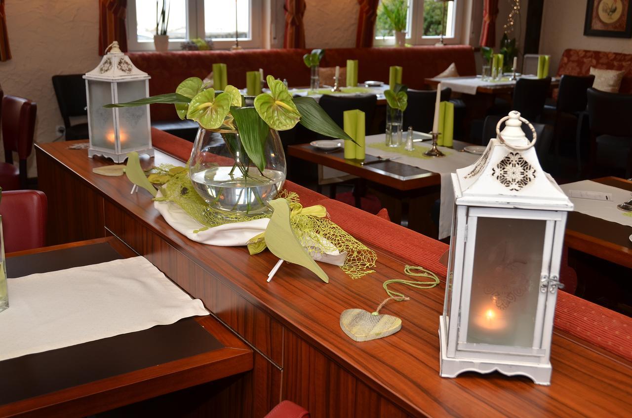 Gasthaus Zur Rebe Mehring  Bagian luar foto
